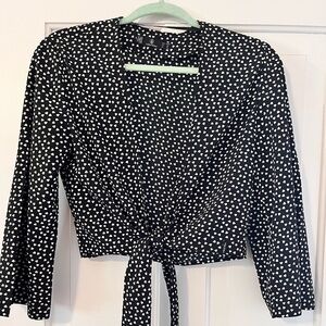 Crop top tie blouse with hearts, black and white. Volcom